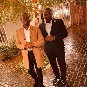 Meet your Posher, Carlton